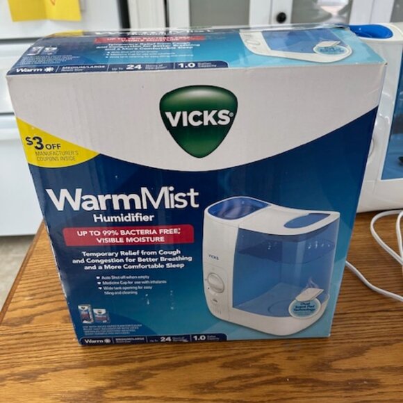 Vicks WarmMist Humidifier - Picture 1 of 6